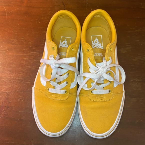 Yellow Vans - Picture 3 of 8